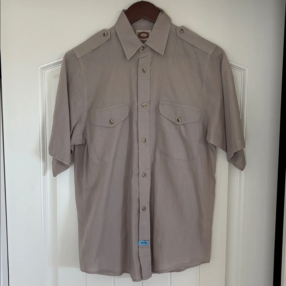 Vintage 80’s Banana Republic Khaki Safari Short Sleeve‎ Shirt Mens Size Small